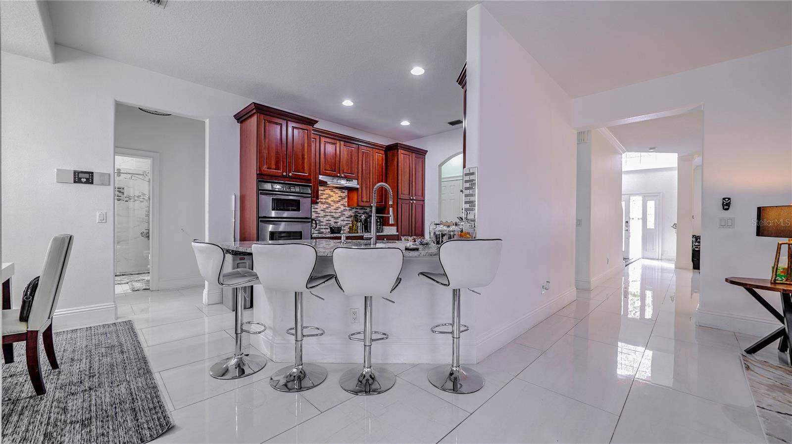 6956 LUCCA STREET, Orlando, FL 32819 6956 LUCCA STREET, Orlando, FL 32819
