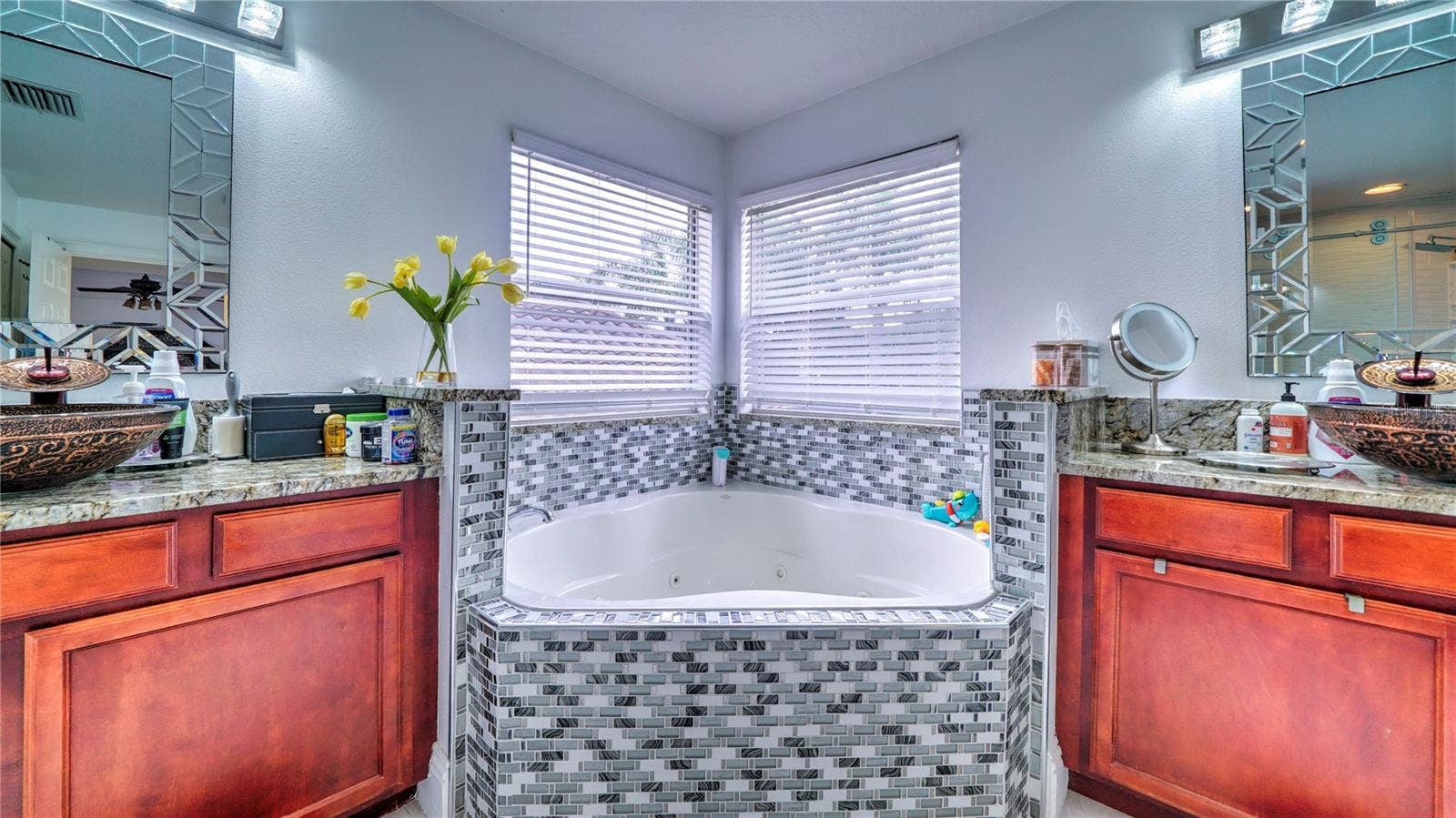 6956 LUCCA STREET, Orlando, FL 32819 6956 LUCCA STREET, Orlando, FL 32819