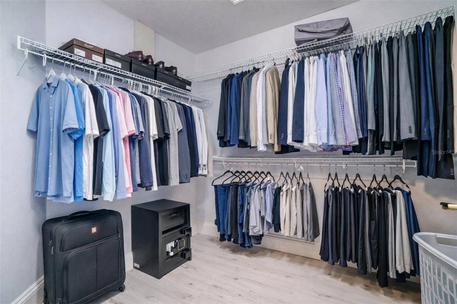6956 LUCCA STREET, Orlando, FL 32819 2 Walking Closet