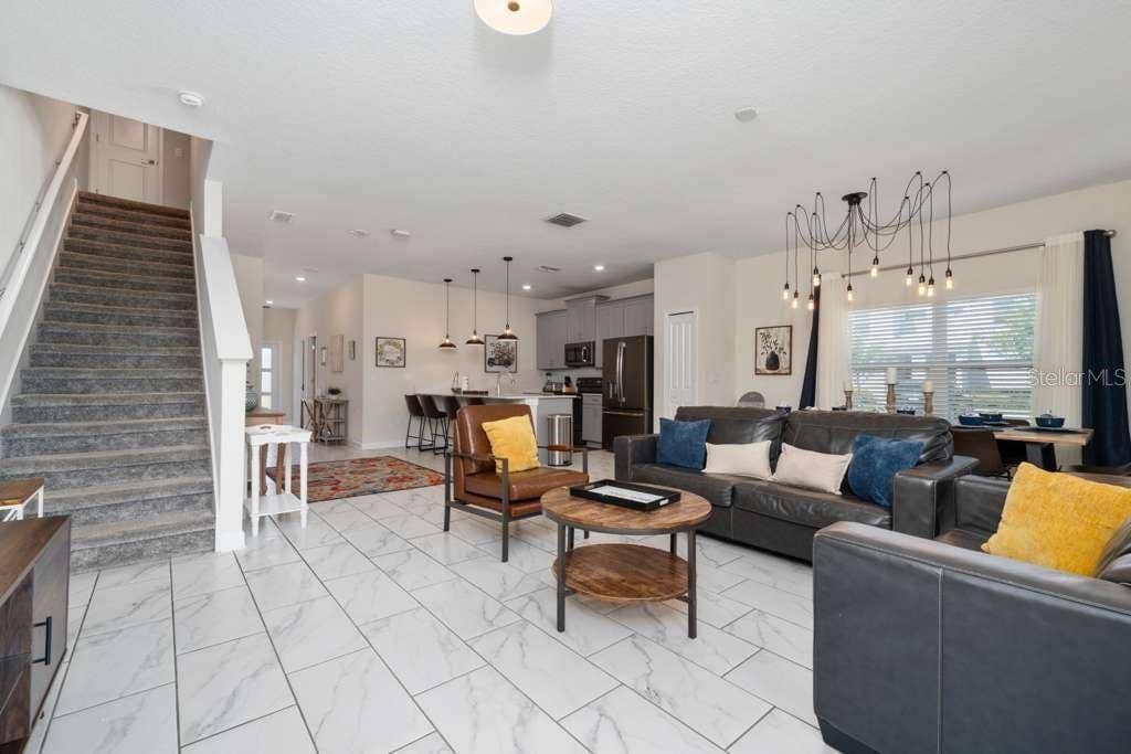 8999 CABOT CLIFFS DRIVE, Davenport, FL 33896 8999 CABOT CLIFFS DRIVE, Davenport, FL 33896
