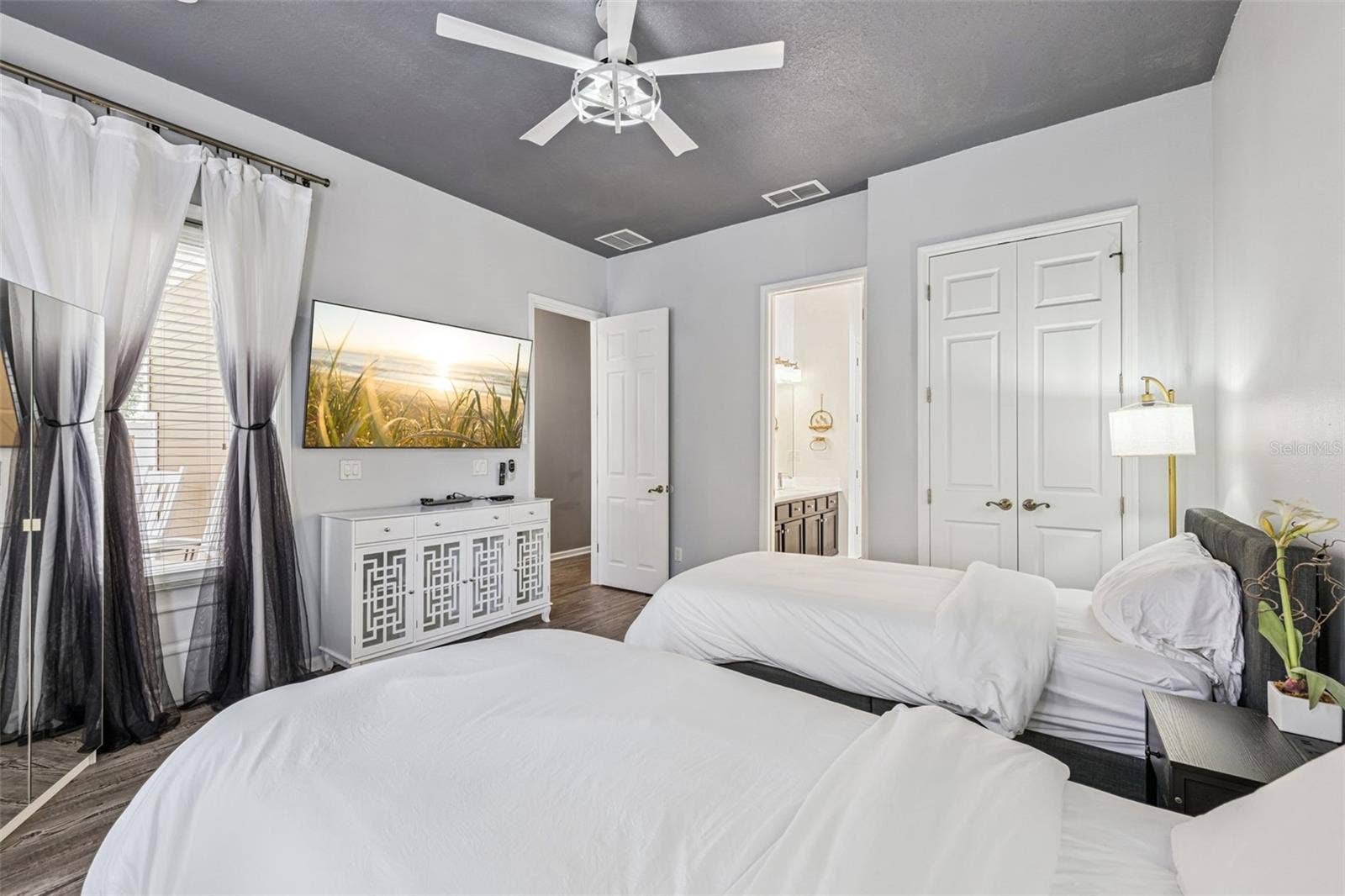7494 GATHERING DRIVE, Reunion, FL 34747 7494 GATHERING DRIVE, Reunion, FL 34747
