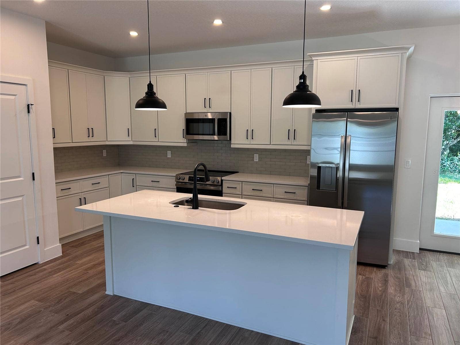 340 KIMBLE AVENUE, Oviedo, FL 32765 340 KIMBLE AVENUE, Oviedo, FL 32765
