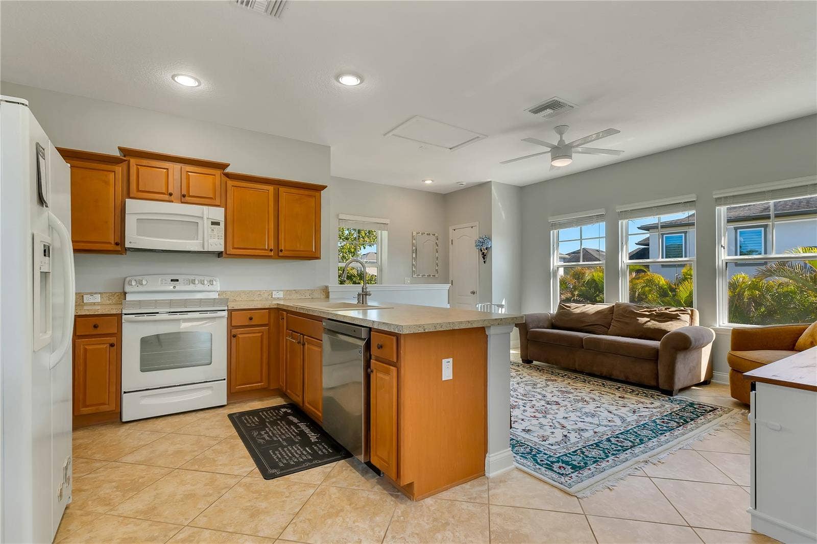 14080 AGRE LANE, Orlando, FL 32827 14080 AGRE LANE, Orlando, FL 32827