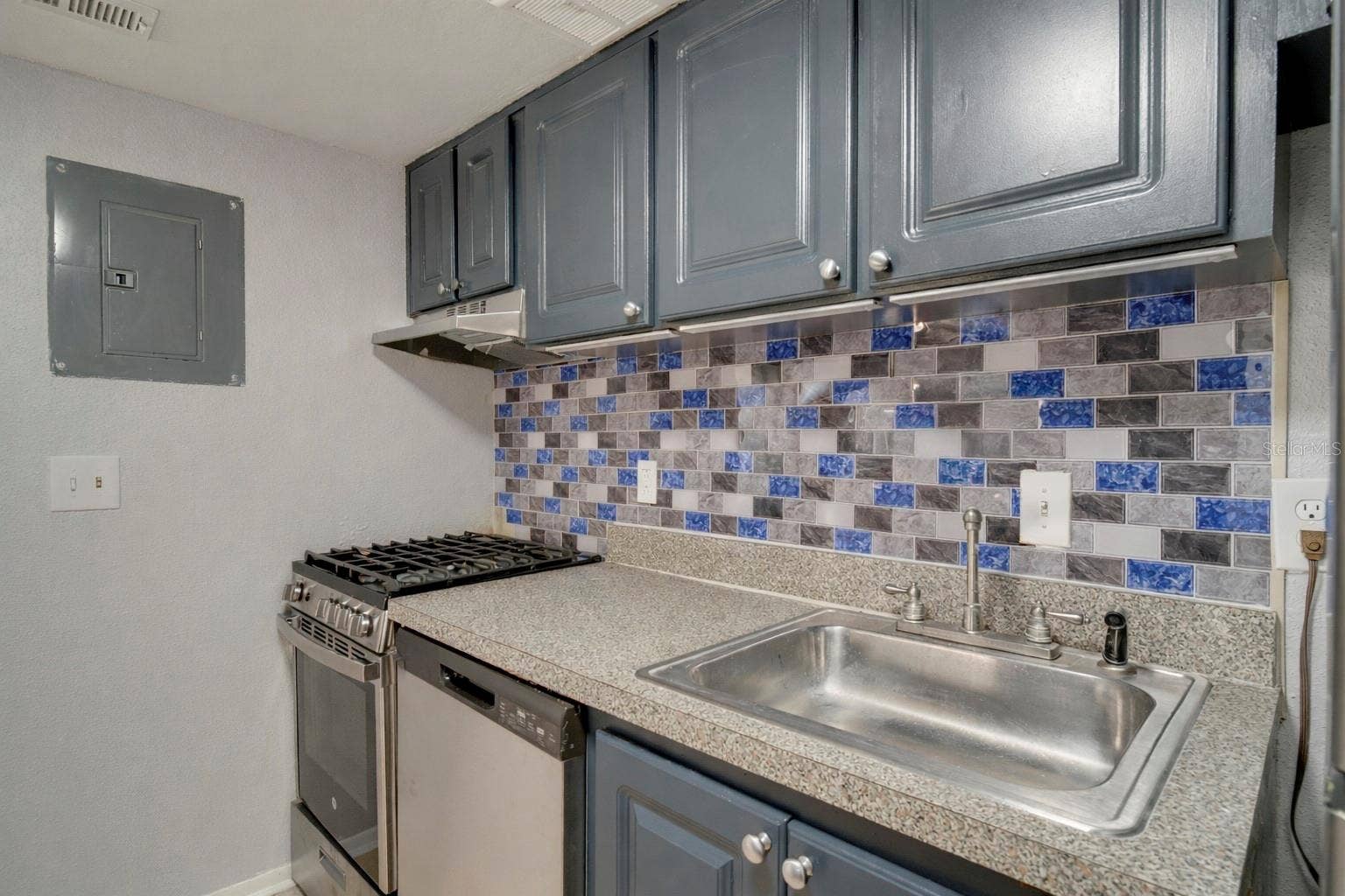 129 BLUE POINT WAY, #340, Altamonte Springs, FL 32701 129 BLUE POINT WAY, #340, Altamonte Springs, FL 32701