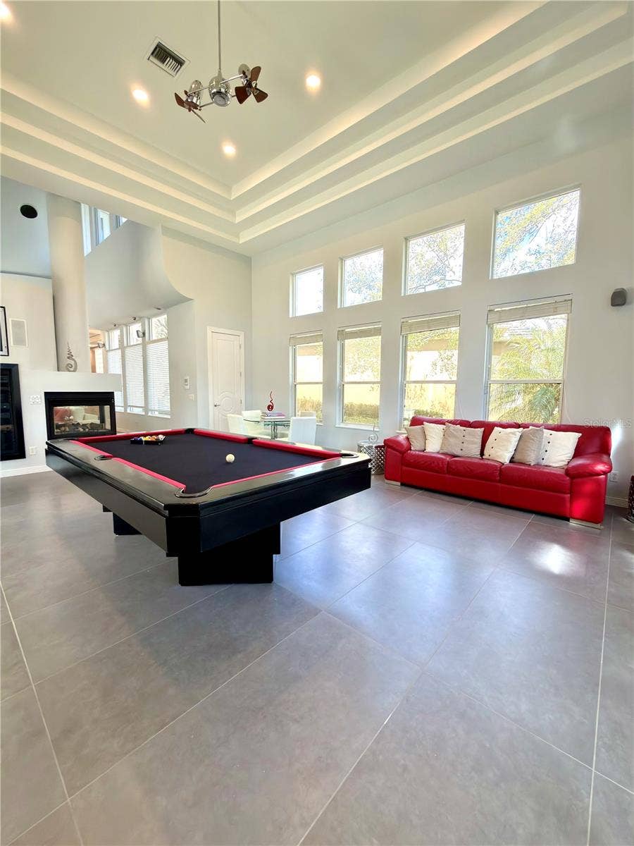 6049 LADY BET DRIVE, Orlando, FL 32819 6049 LADY BET DRIVE, Orlando, FL 32819