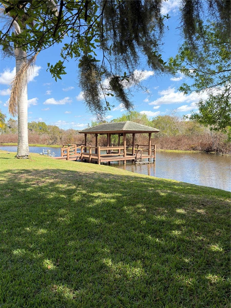 6049 LADY BET DRIVE, Orlando, FL 32819 6049 LADY BET DRIVE, Orlando, FL 32819