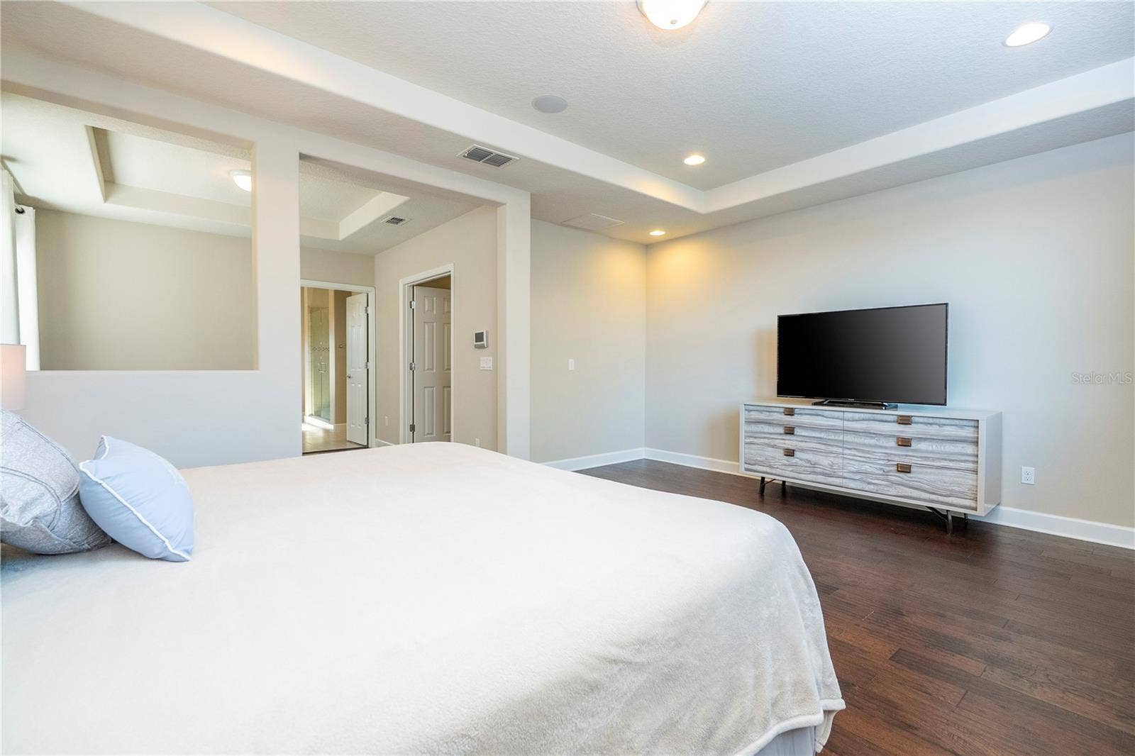 9442 ROYAL ESTATES BOULEVARD, Orlando, FL 32836 9442 ROYAL ESTATES BOULEVARD, Orlando, FL 32836