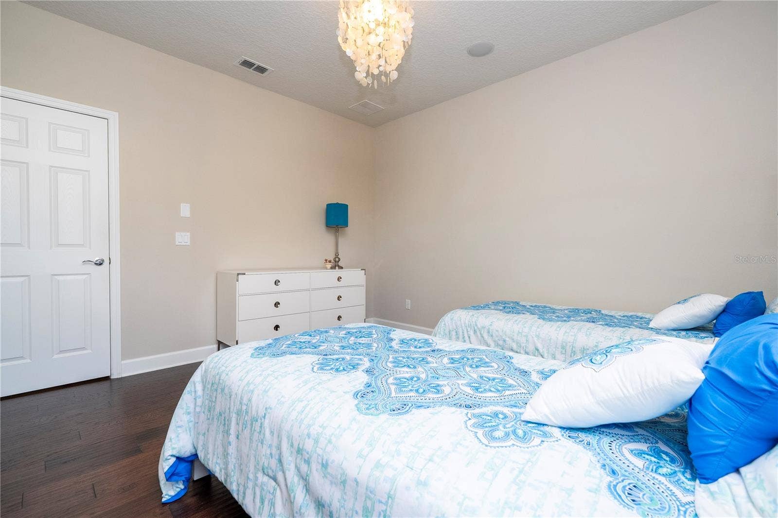 9442 ROYAL ESTATES BOULEVARD, Orlando, FL 32836 9442 ROYAL ESTATES BOULEVARD, Orlando, FL 32836