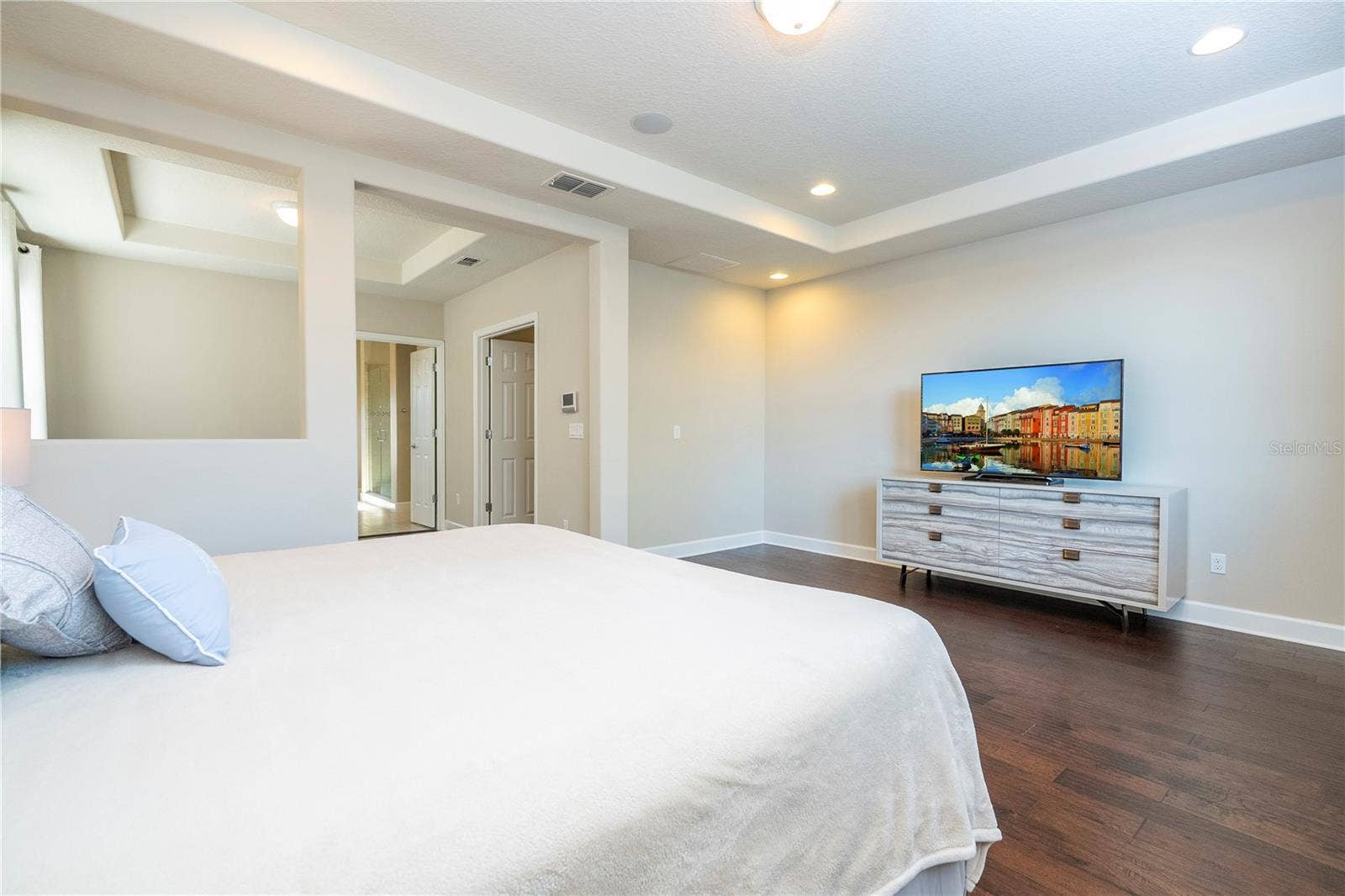 9442 ROYAL ESTATES BOULEVARD, Orlando, FL 32836 9442 ROYAL ESTATES BOULEVARD, Orlando, FL 32836