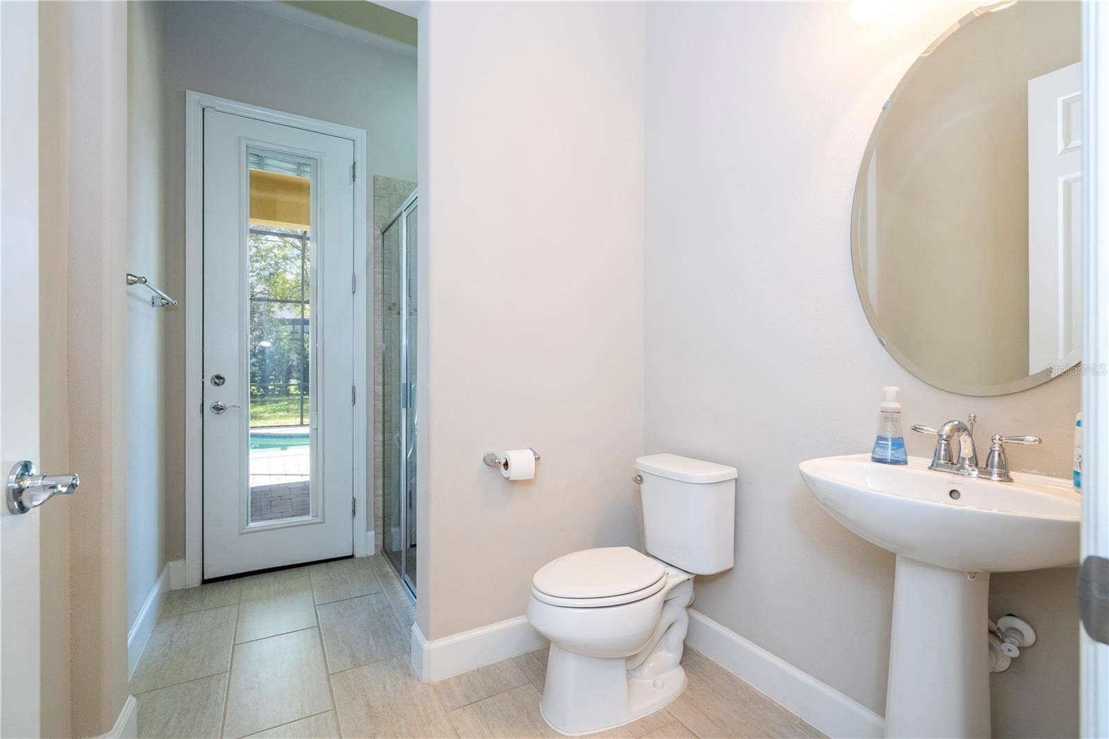 9442 ROYAL ESTATES BOULEVARD, Orlando, FL 32836 9442 ROYAL ESTATES BOULEVARD, Orlando, FL 32836