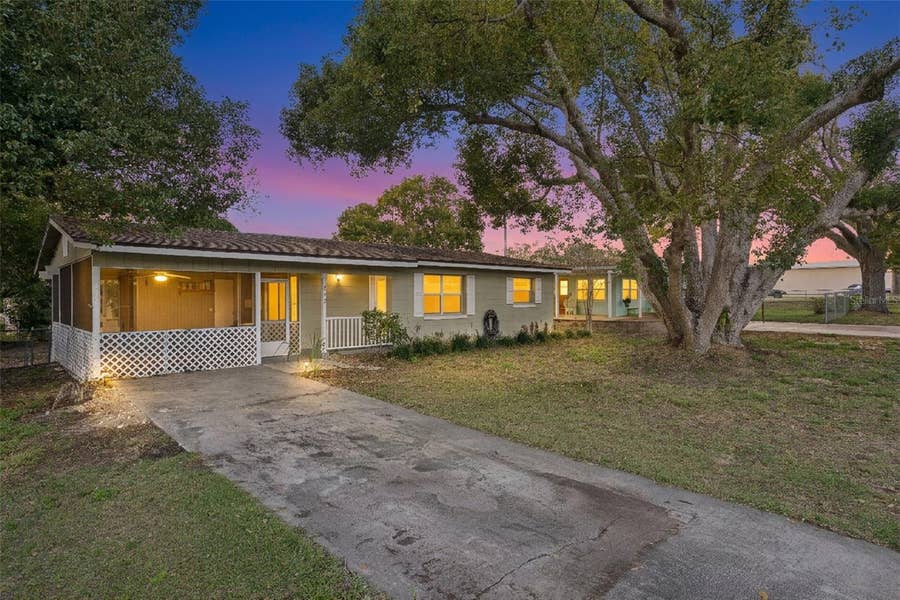 Property photo for 902 S GALENA AVENUE, Minneola, FL