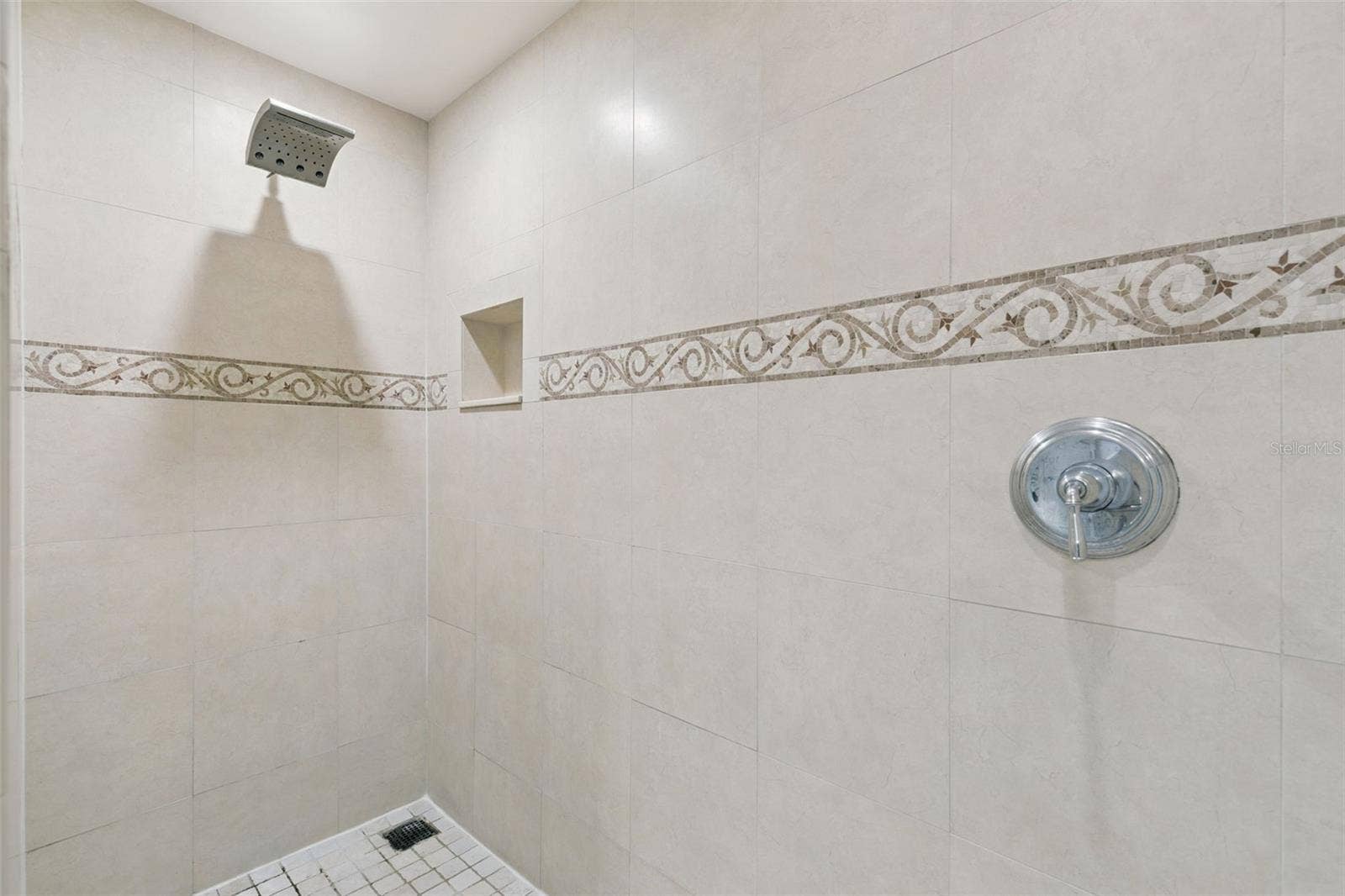 7593 GATHERING DRIVE, #401, Reunion, FL 34747 7593 GATHERING DRIVE, #401, Reunion, FL 34747