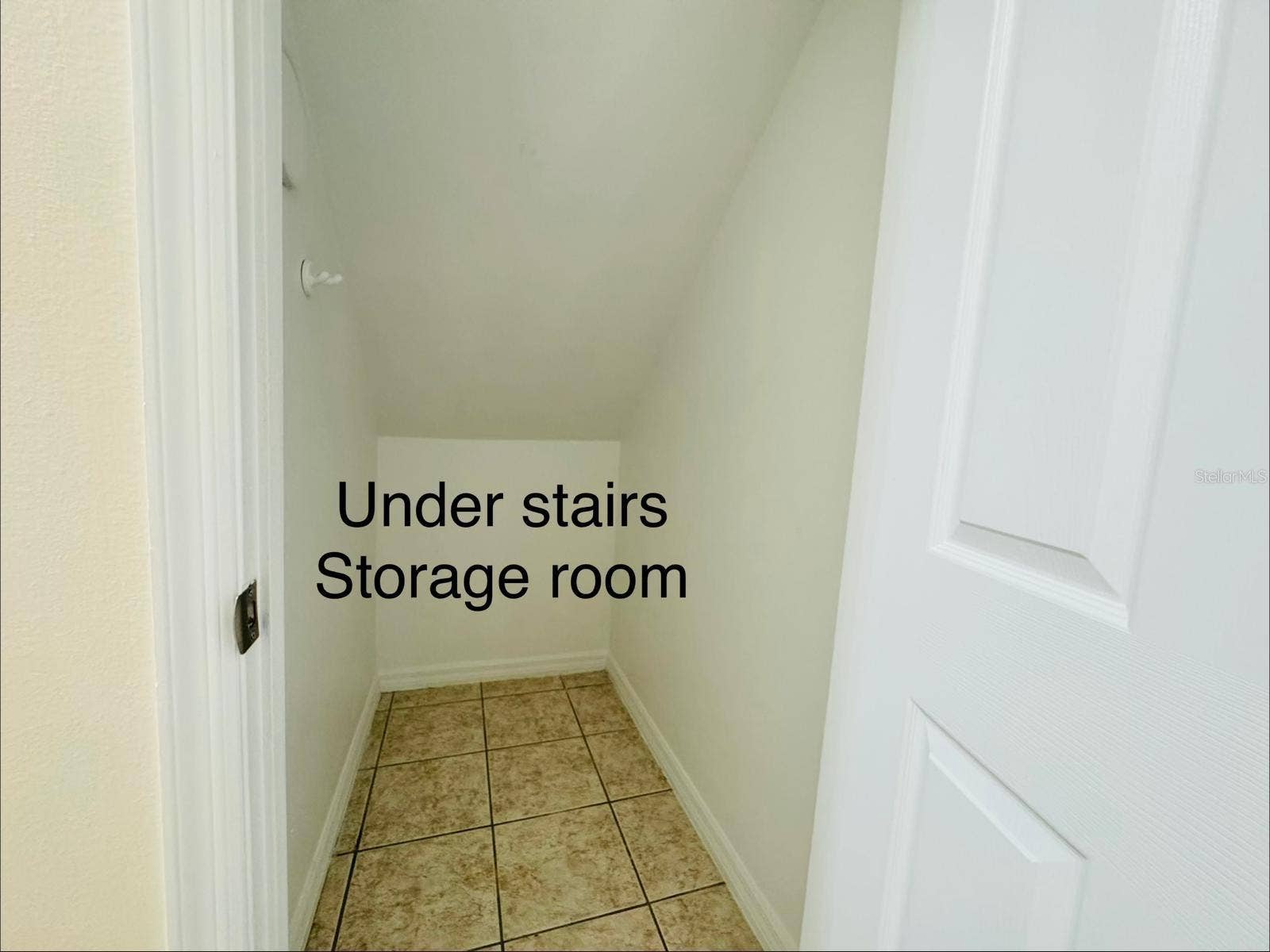 13621 TETHERLINE TRAIL, Orlando, FL 32837 13621 TETHERLINE TRAIL, Orlando, FL 32837