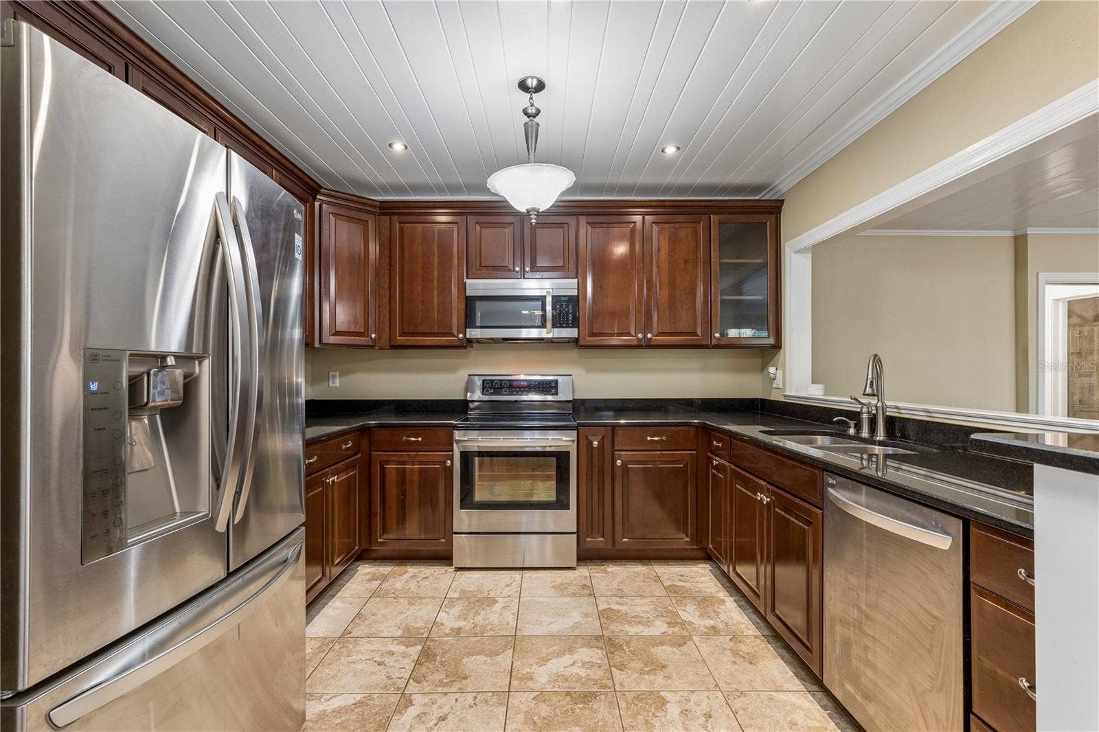 37 E VANDERBILT STREET, Orlando, FL 32804 37 E VANDERBILT STREET, Orlando, FL 32804