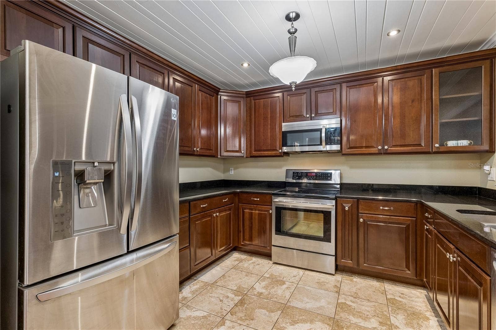 37 E VANDERBILT STREET, Orlando, FL 32804 37 E VANDERBILT STREET, Orlando, FL 32804