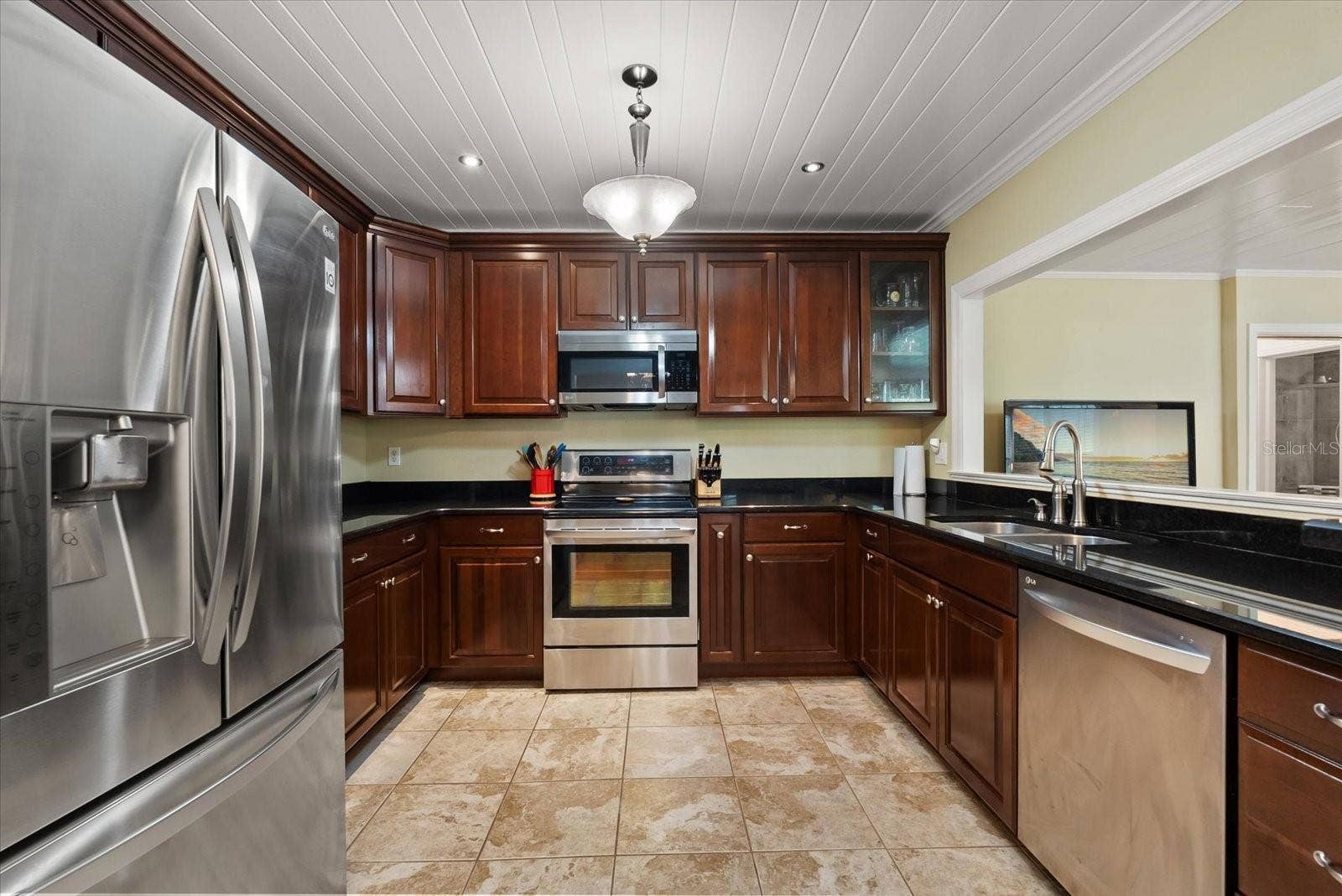 37 E VANDERBILT STREET, Orlando, FL 32804 37 E VANDERBILT STREET, Orlando, FL 32804