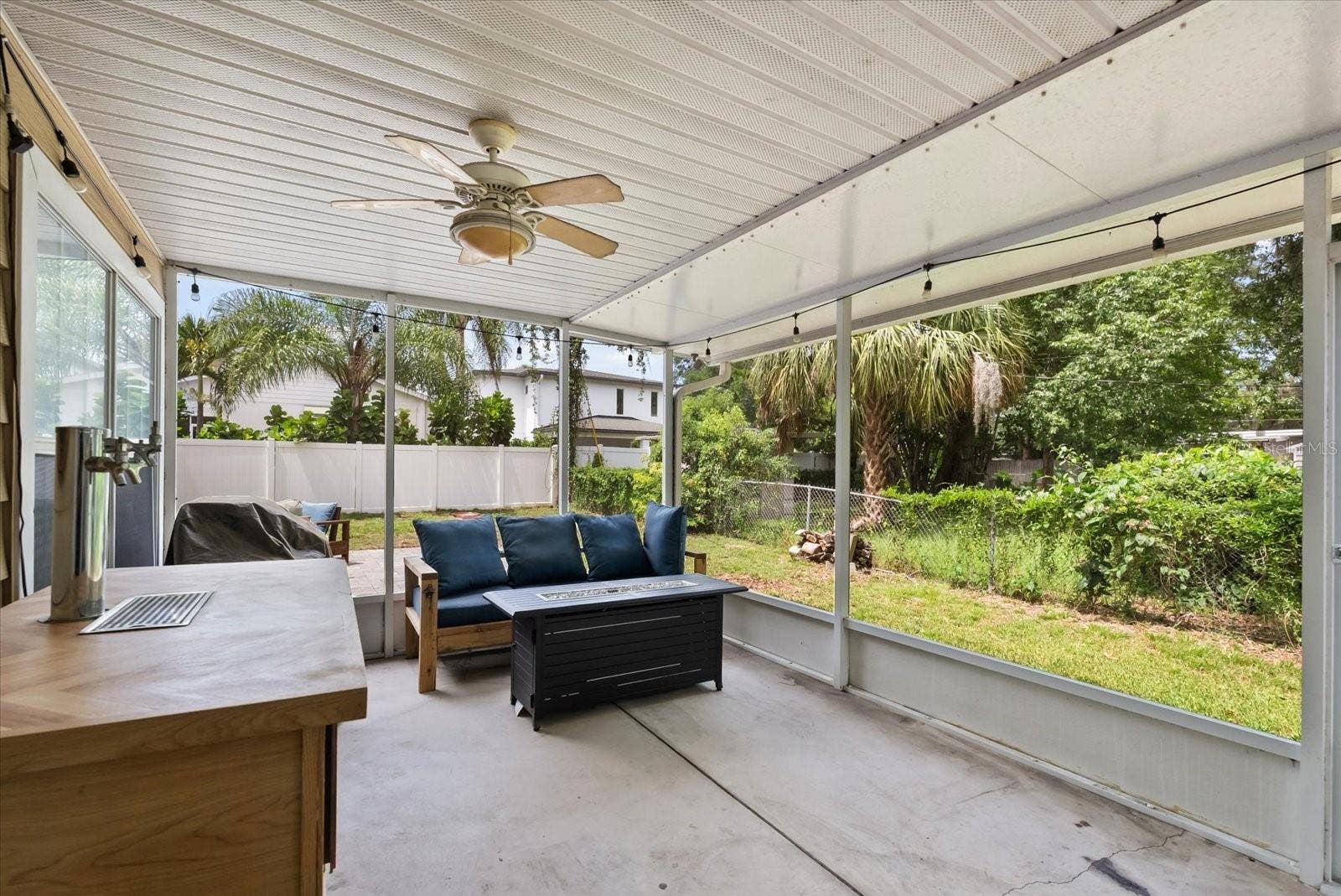 37 E VANDERBILT STREET, Orlando, FL 32804 37 E VANDERBILT STREET, Orlando, FL 32804