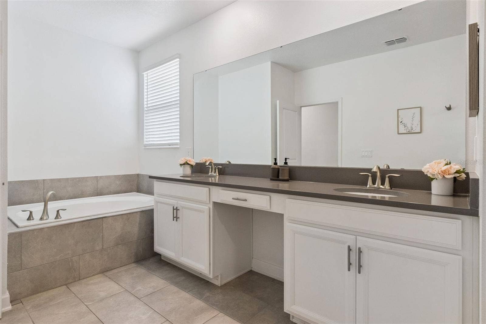 9095 SOMMERSET HILLS DRIVE, Davenport, FL 33896 Primary Bathroom - Second Floor
