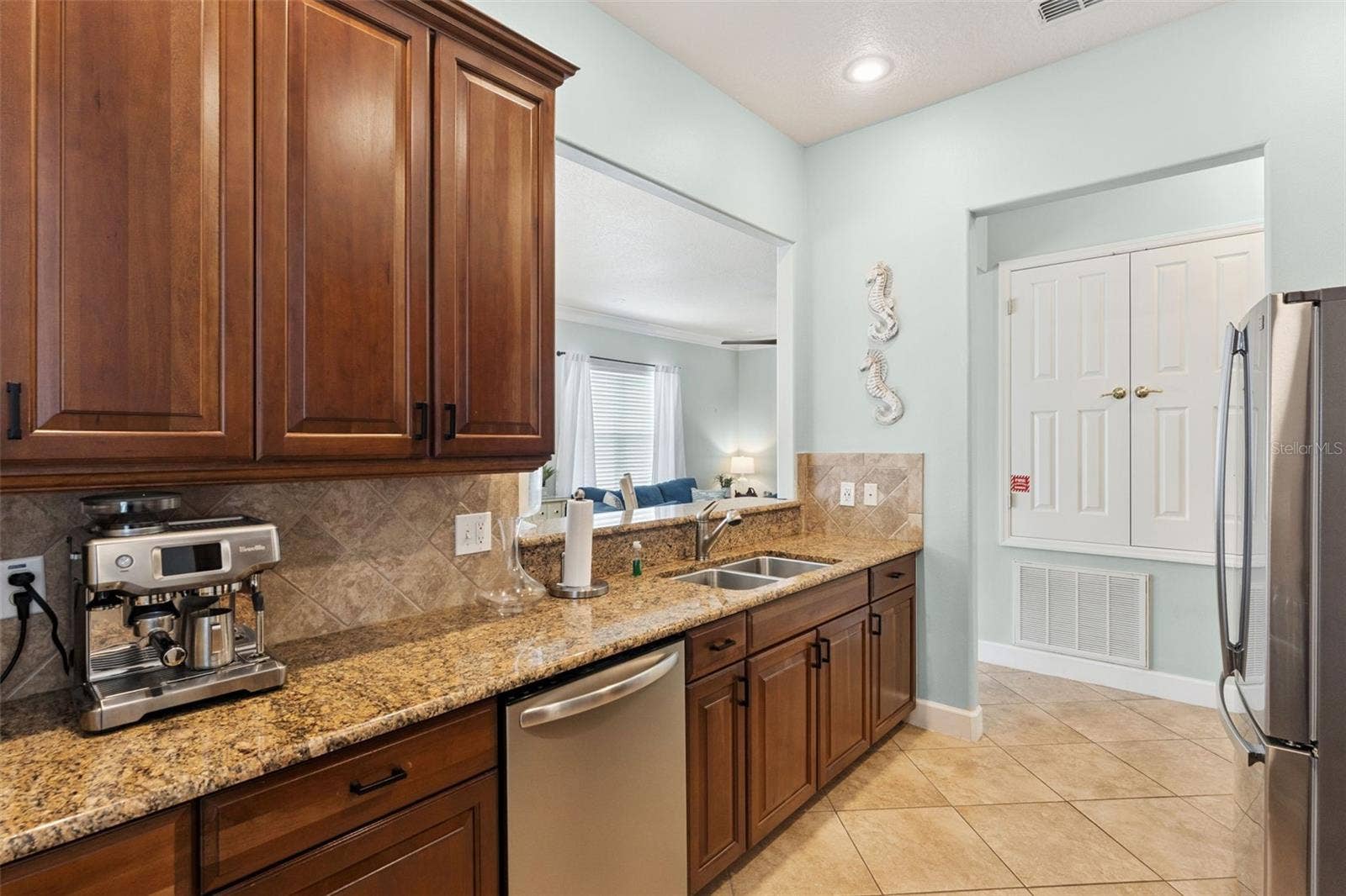 1440 FAIRVIEW CIRCLE, Kissimmee, FL 34747