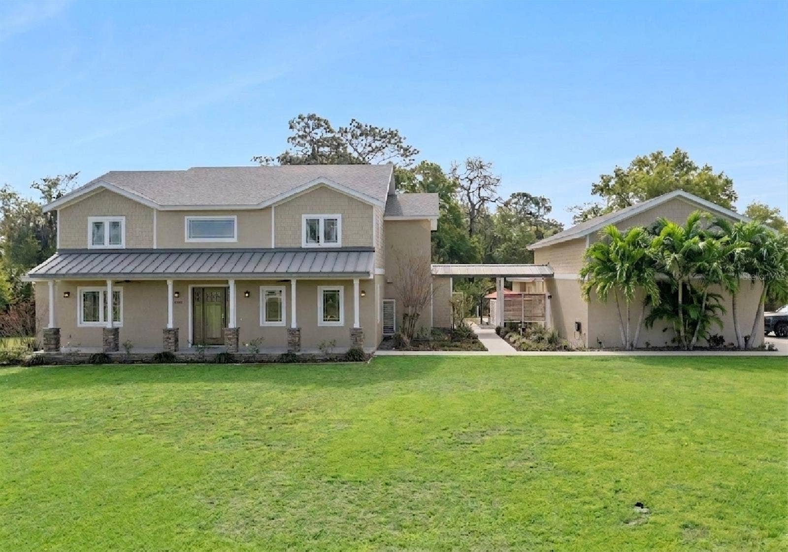 15503 TROTTING HORSE LANE, Tavares, FL 32778 Front of home