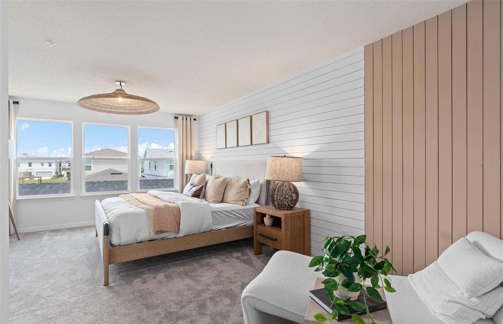 10130 HADLEY STREET, Orlando, FL 32829 Model Home Design Only. Pictures and furnishings are for illustrative purposes only. Elevations, colors and options may vary. Furniture is for model home staging only.