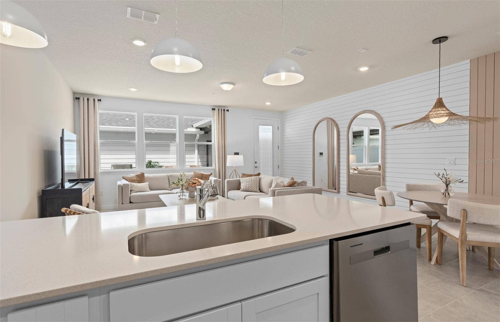 10130 HADLEY STREET, Orlando, FL 32829 Model Home Design Only. Pictures and furnishings are for illustrative purposes only. Elevations, colors and options may vary. Furniture is for model home staging only.