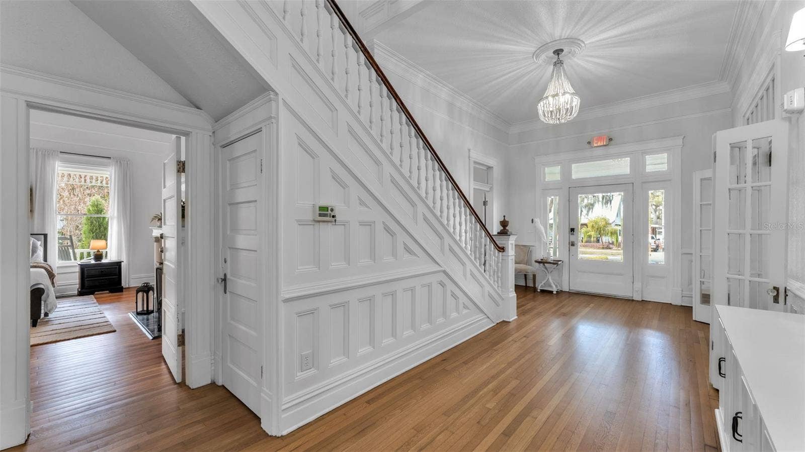 555 E STANFORD STREET, Bartow, FL 33830 Staircase and Foyer