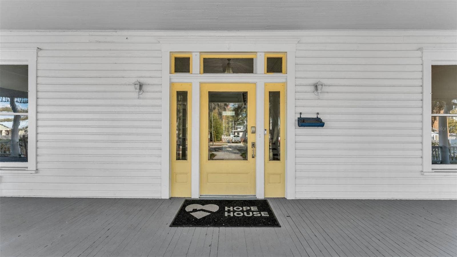 555 E STANFORD STREET, Bartow, FL 33830 Front Door