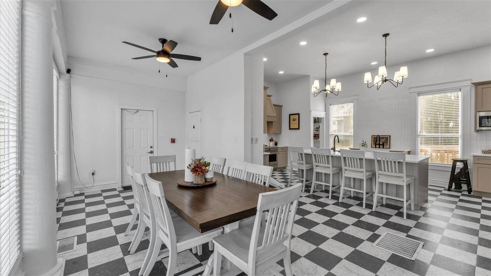 555 E STANFORD STREET, Bartow, FL 33830 555 E STANFORD STREET, Bartow, FL 33830