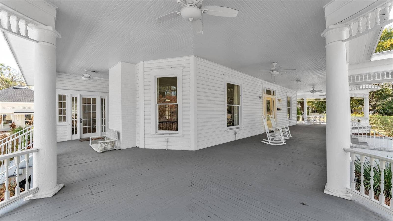 555 E STANFORD STREET, Bartow, FL 33830 Porch