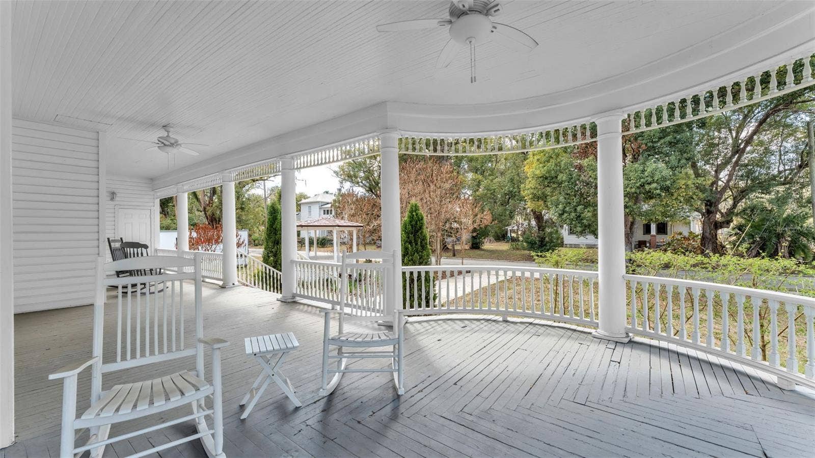 555 E STANFORD STREET, Bartow, FL 33830 Porch