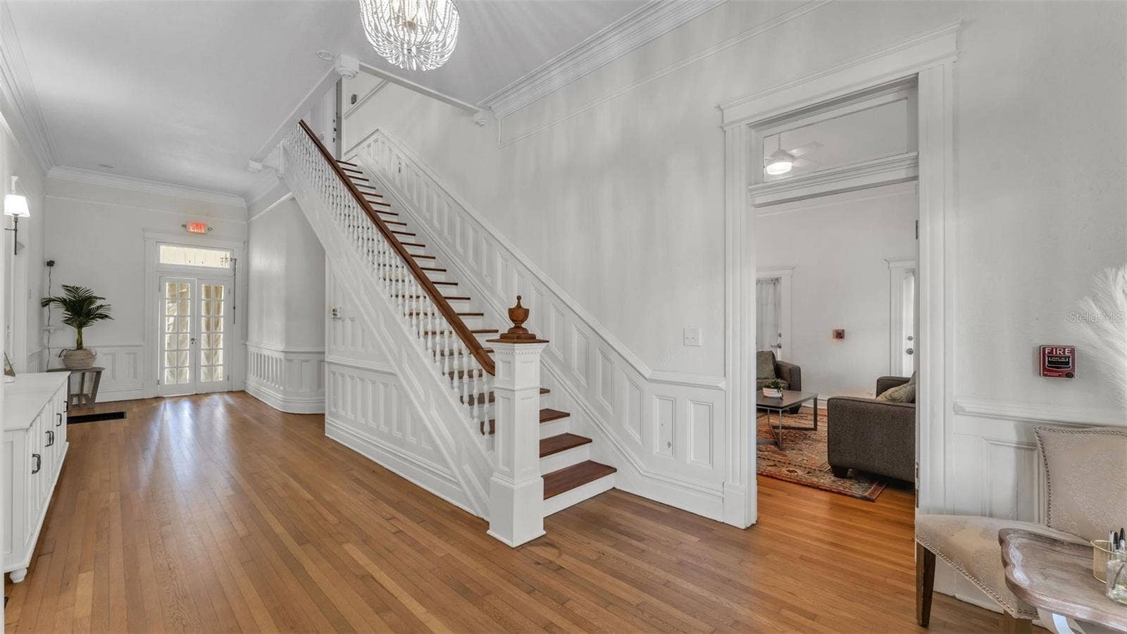 555 E STANFORD STREET, Bartow, FL 33830 Front Stair and Foyer