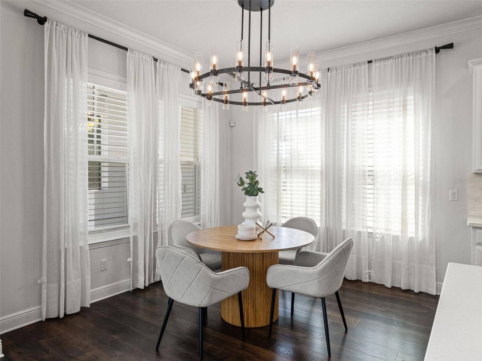 Breakfast nook