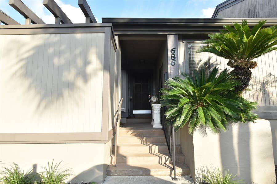 Property photo for 686 LAKE VILLAS DRIVE, #686, Altamonte Springs, FL