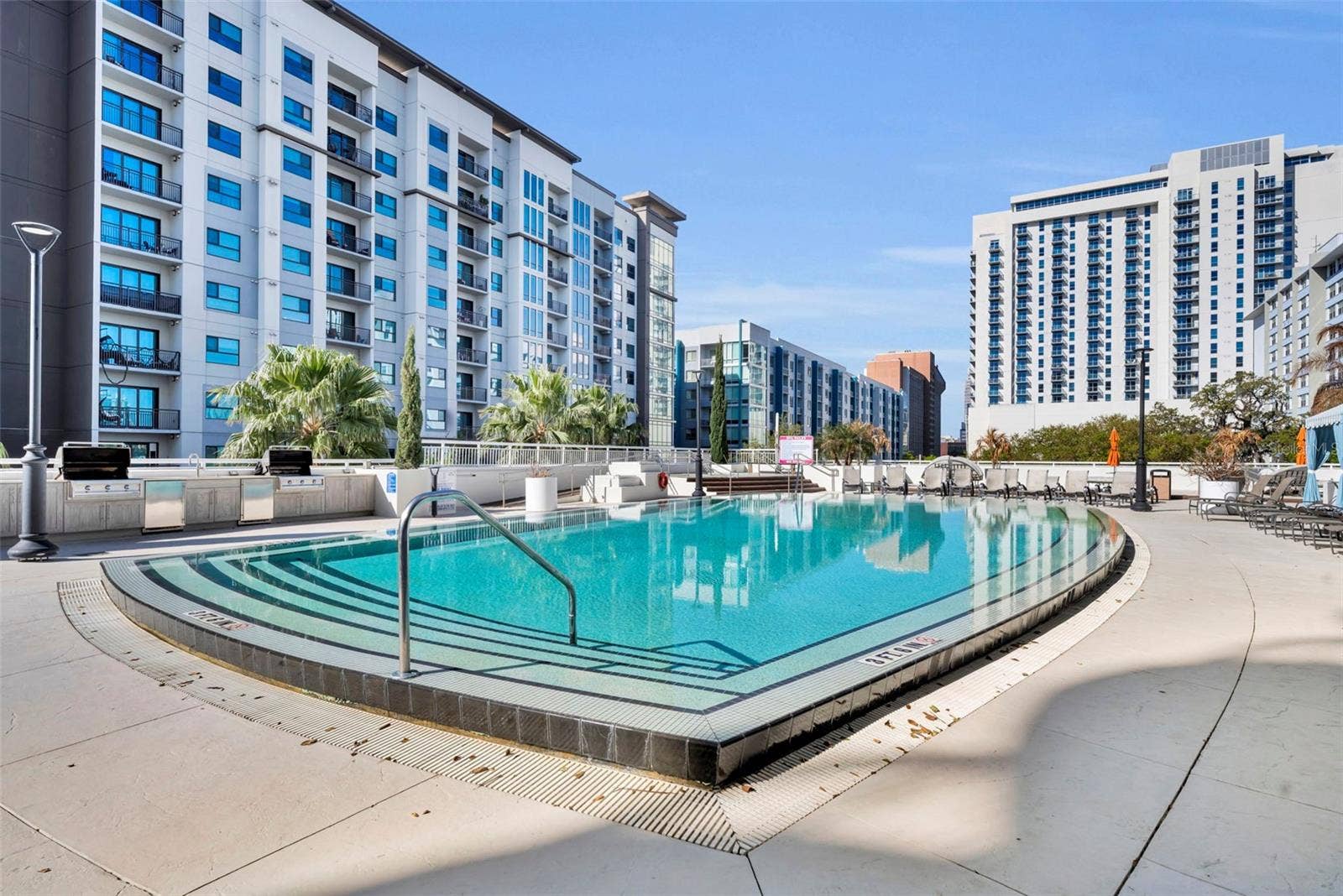 Infinity pool and spa on 5th floor