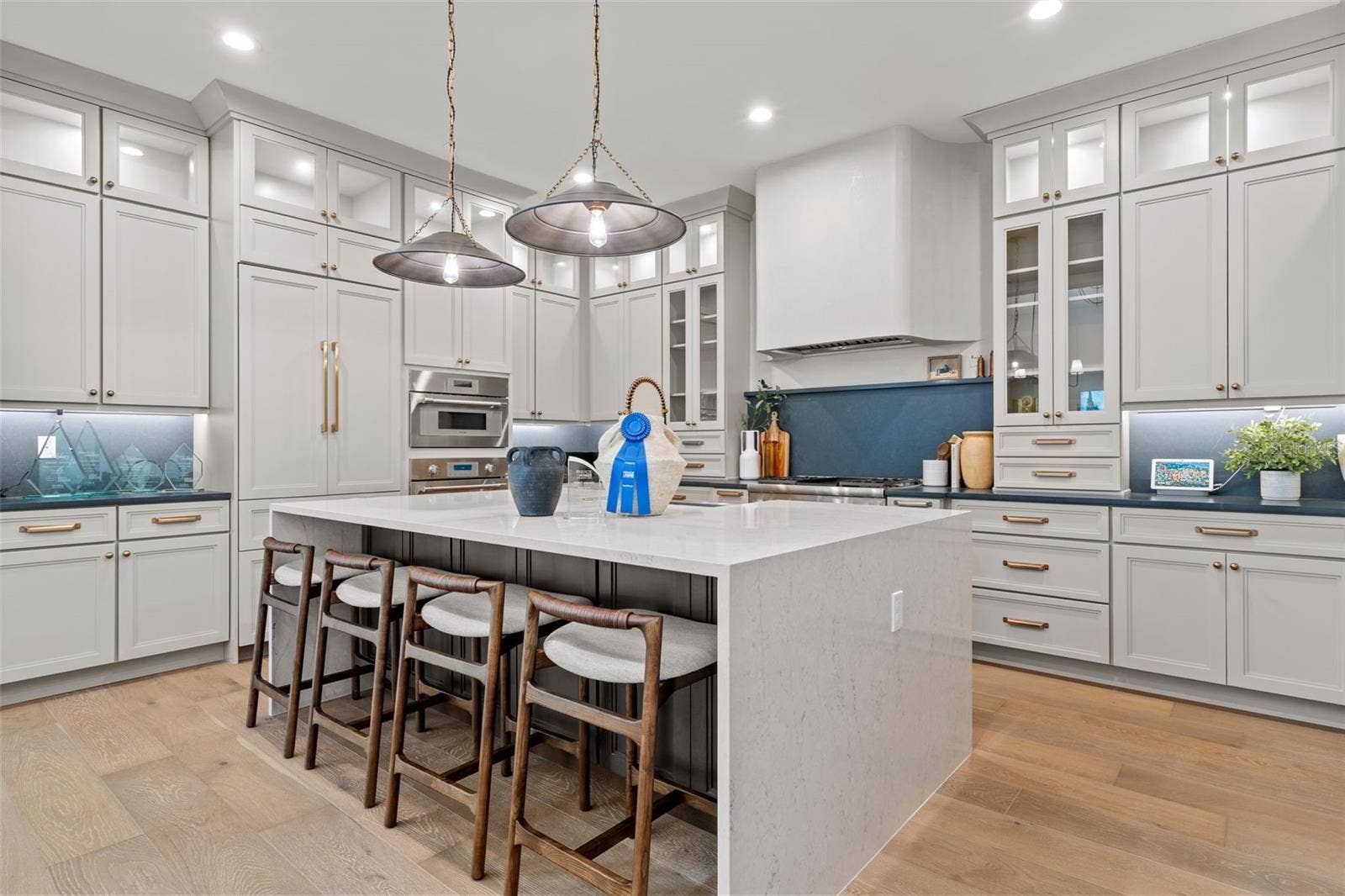 2080 LAKE MARKHAM ROAD, Sanford, FL 32771 Builder's model home. NOT ACTUAL HOME AT HOMESITE