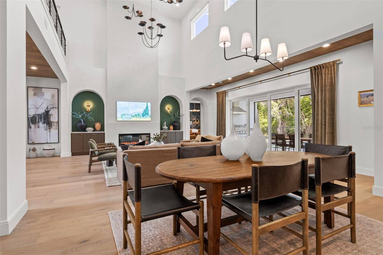 2080 LAKE MARKHAM ROAD, Sanford, FL 32771 Builder's model home. NOT ACTUAL HOME AT HOMESITE