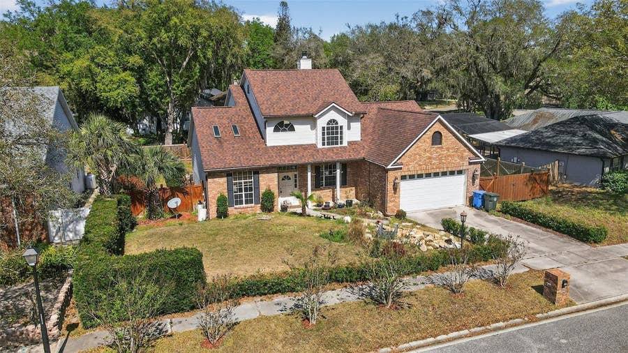 Property photo for 902 LINGO COURT, Oviedo, FL