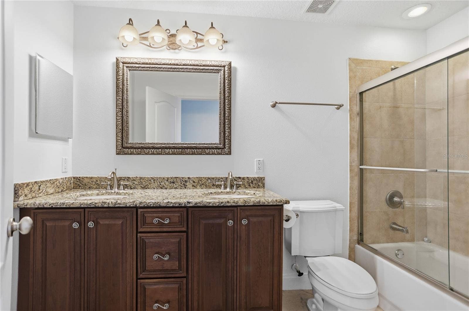 243 ZACHARY WADE STREET, Winter Garden, FL 34787 243 ZACHARY WADE STREET, Winter Garden, FL 34787