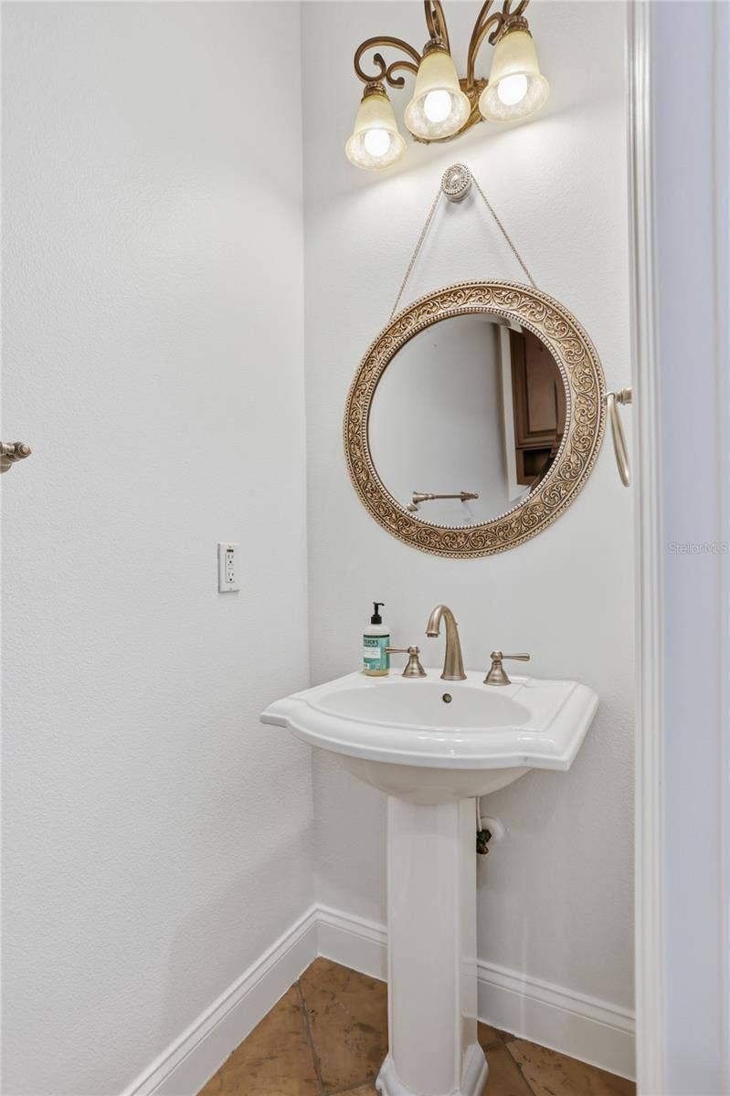 243 ZACHARY WADE STREET, Winter Garden, FL 34787 243 ZACHARY WADE STREET, Winter Garden, FL 34787