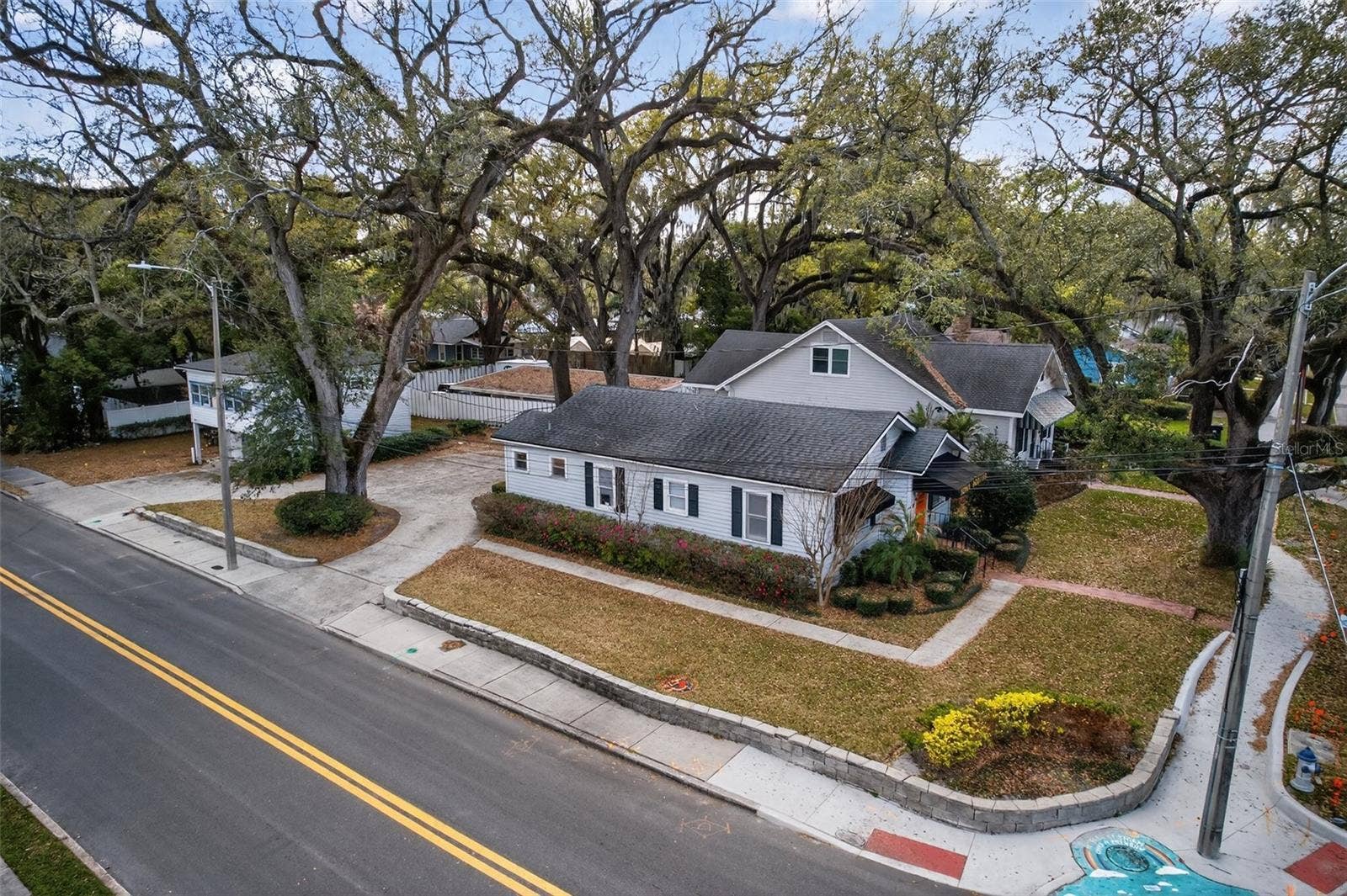 1922 HILLCREST STREET, Orlando, FL 32803 1922 HILLCREST STREET, Orlando, FL 32803