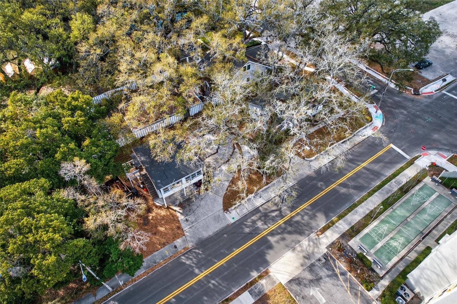 1922 HILLCREST STREET, Orlando, FL 32803 1922 HILLCREST STREET, Orlando, FL 32803