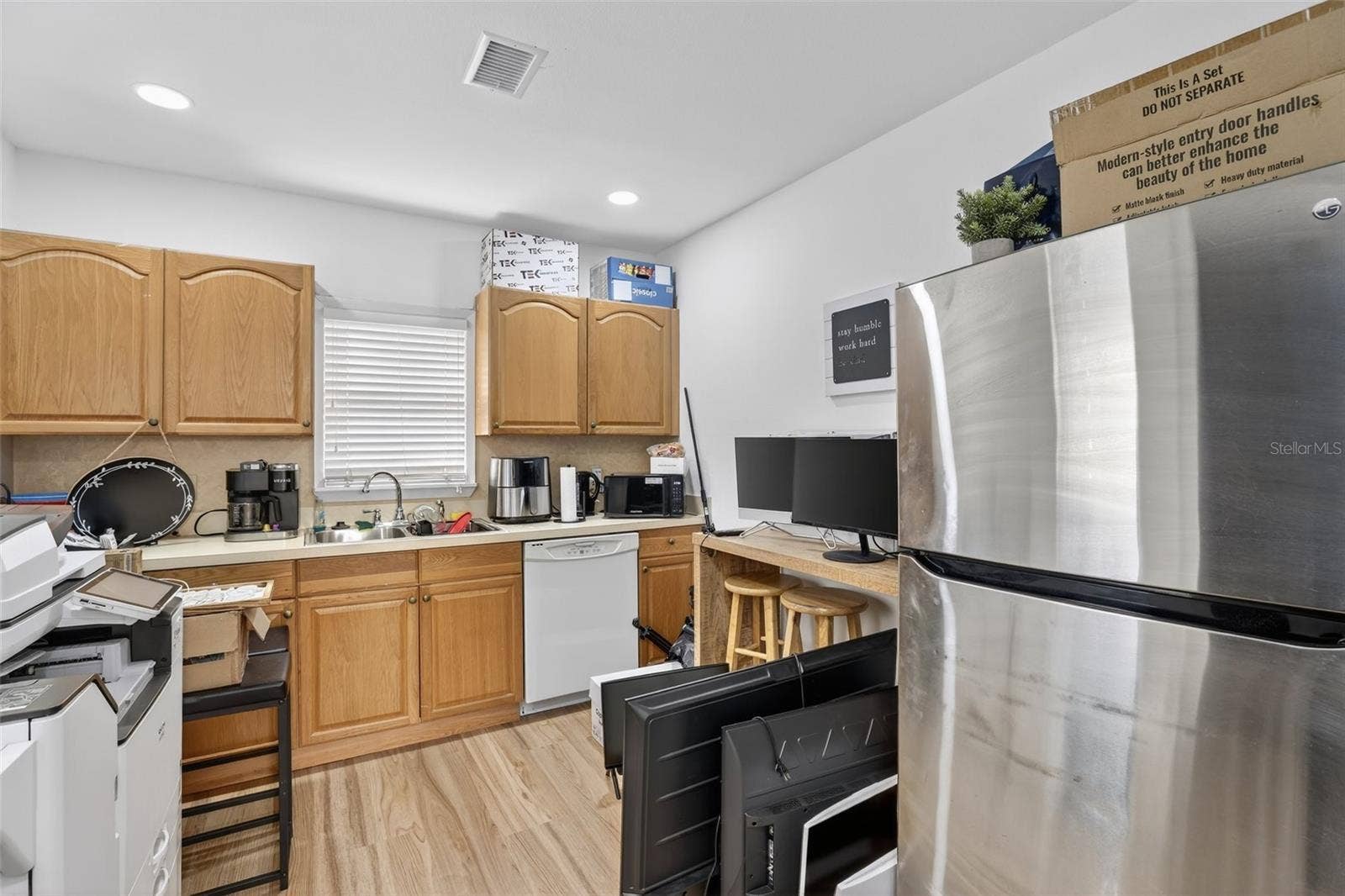 1922 HILLCREST STREET, Orlando, FL 32803 1922 HILLCREST STREET, Orlando, FL 32803