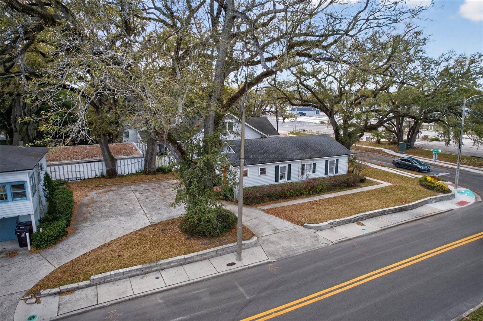 1922 HILLCREST STREET, Orlando, FL 32803 1922 HILLCREST STREET, Orlando, FL 32803