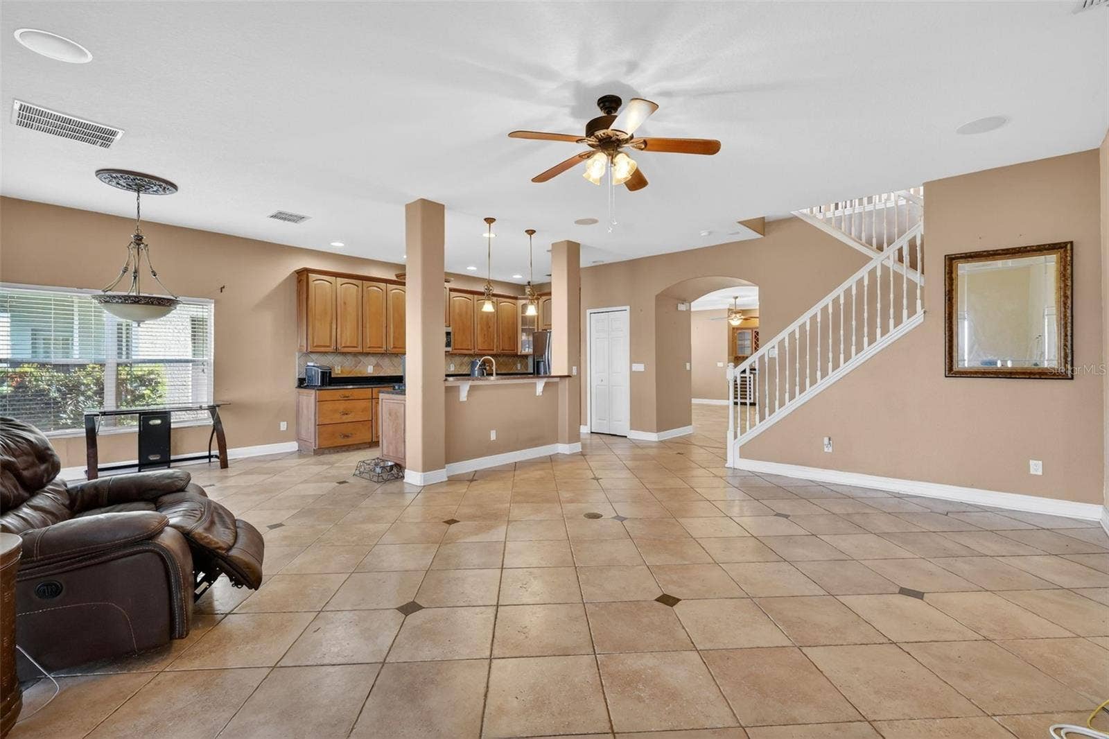 5413 WALSH POND COURT, Windermere, FL 34786 Living room, Dinette, & Kitcheen