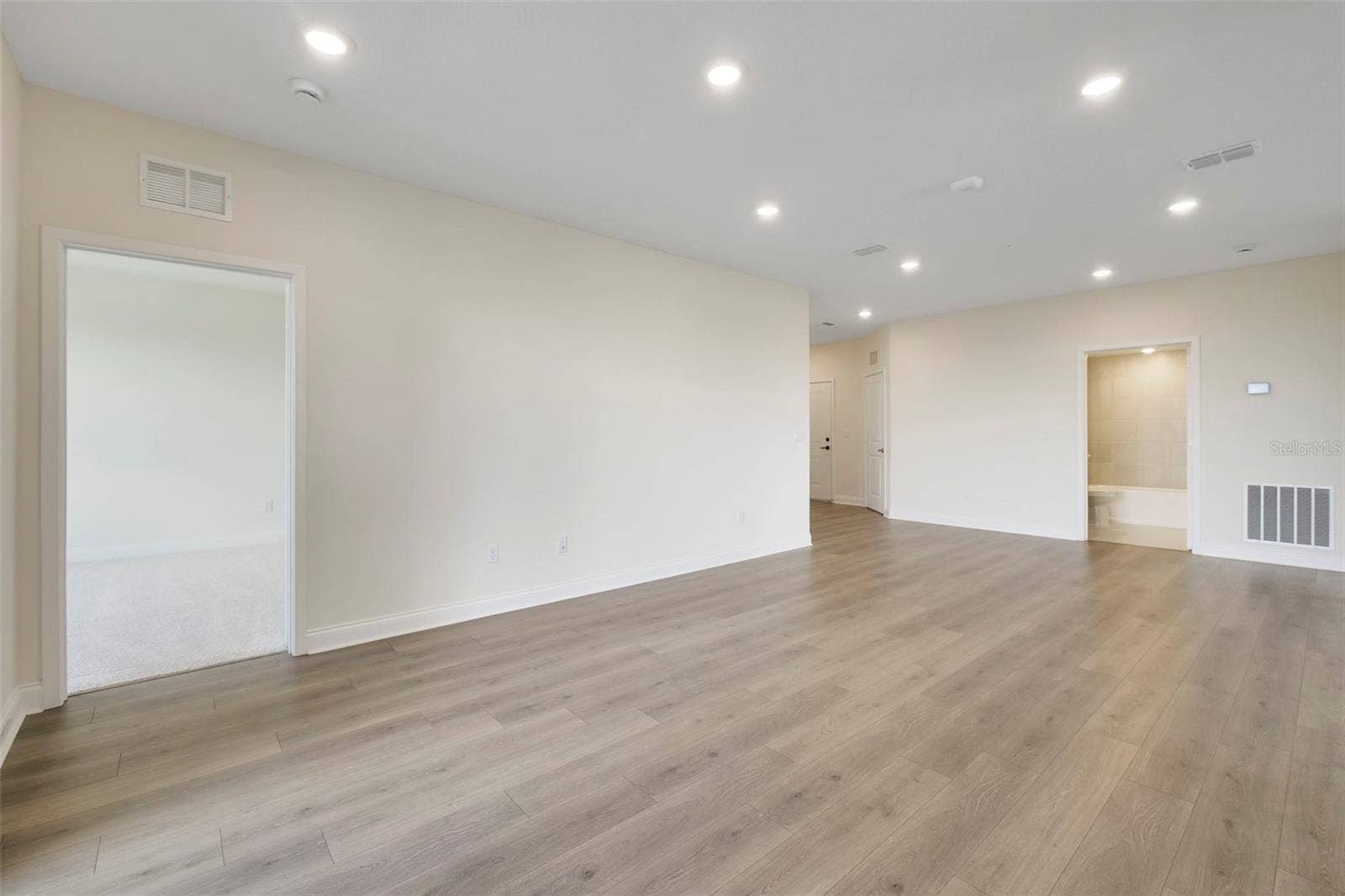 7545 LAUREATE BOULEVARD, #7303, Orlando, FL 32827 7545 LAUREATE BOULEVARD, #7303, Orlando, FL 32827