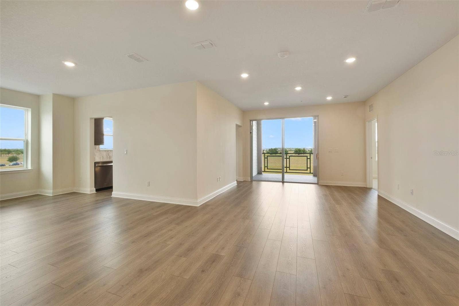 7545 LAUREATE BOULEVARD, #7303, Orlando, FL 32827 7545 LAUREATE BOULEVARD, #7303, Orlando, FL 32827