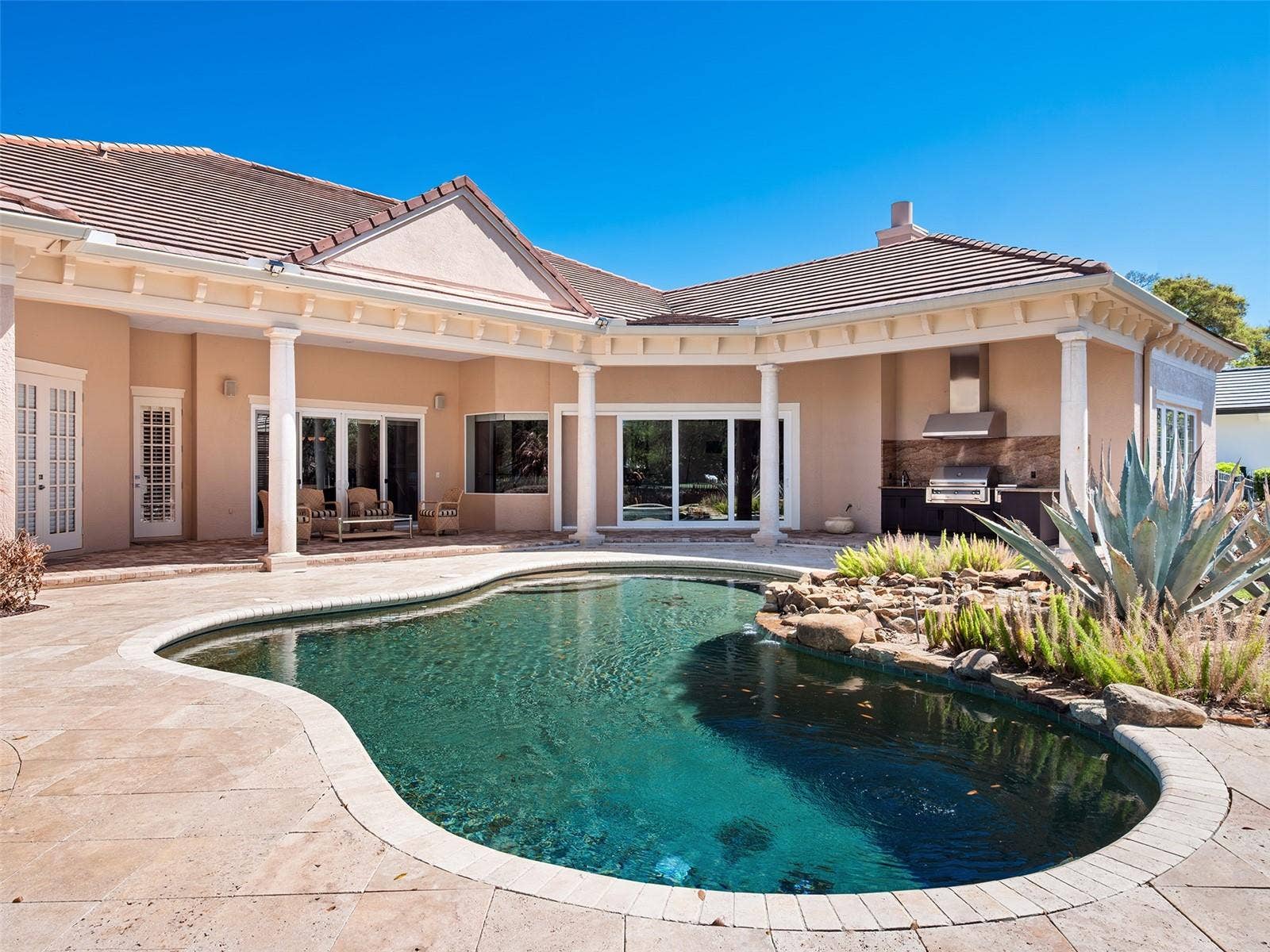 5151 LATROBE DR, Windermere, FL 34786 5151 LATROBE DR, Windermere, FL 34786