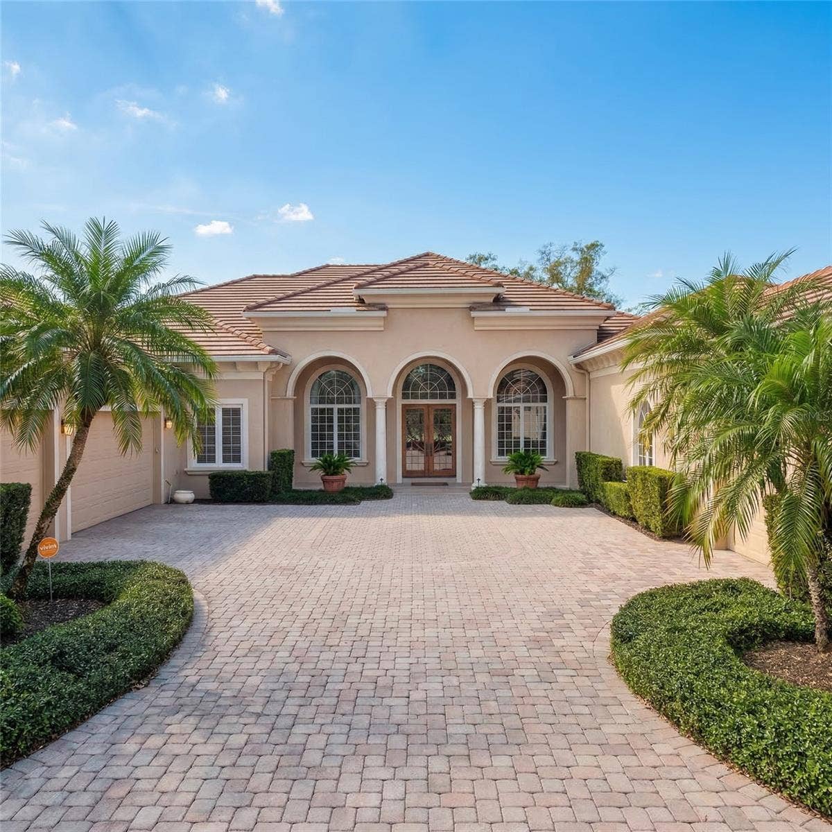 5151 LATROBE DR, Windermere, FL 34786 5151 LATROBE DR, Windermere, FL 34786