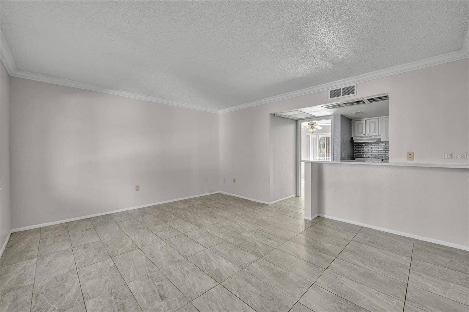 145 OYSTER BAY CIRCLE, #240, Altamonte Springs, FL 32701 145 OYSTER BAY CIRCLE, #240, Altamonte Springs, FL 32701